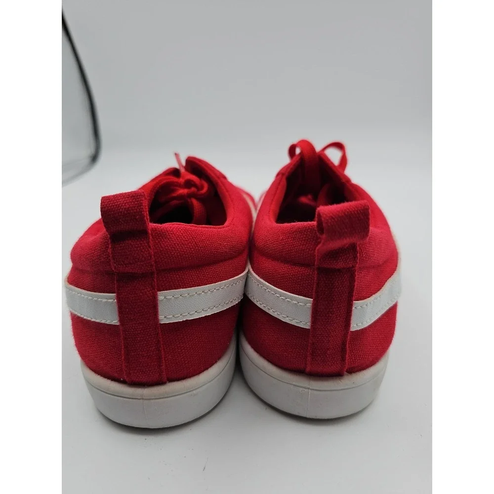 Just Be Womens Size 8 Red Canvas Lace Up Sneakers Casual Comfort Shoes